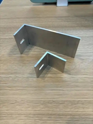 알루미늄 L 모양 태양 전지 패널 장착 브래킷 80x40x40mm 야외용